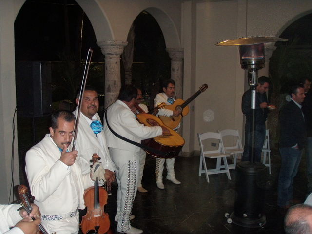 Sin Nombre