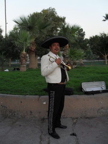 Sin Nombre