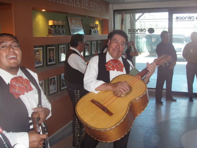 Sin Nombre