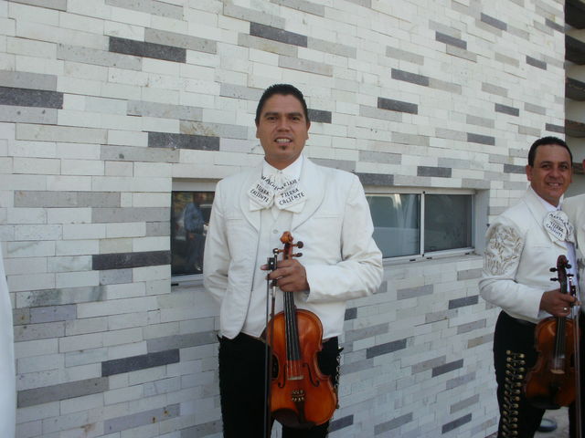 Sin Nombre