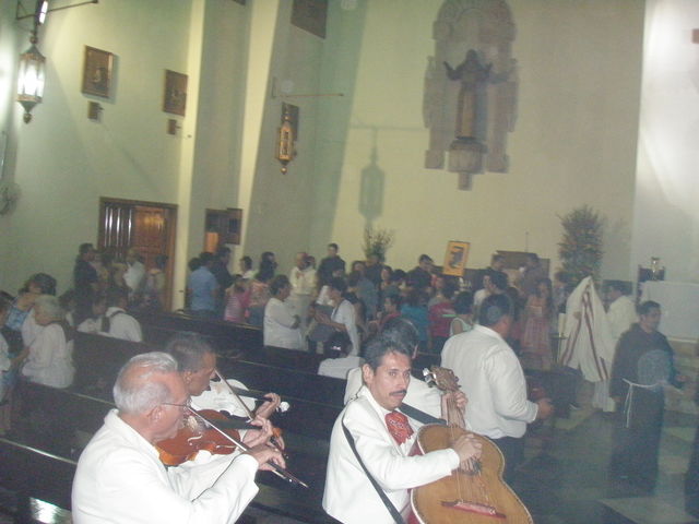Sin Nombre