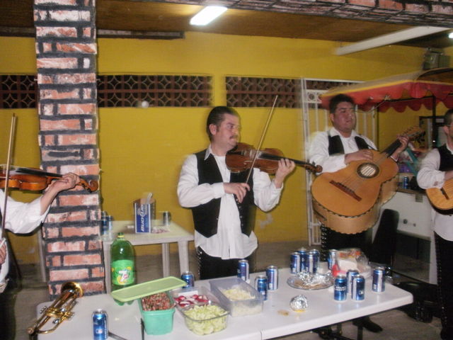 Sin Nombre